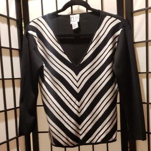 Black White Ladies Pullover Sweater Top size L